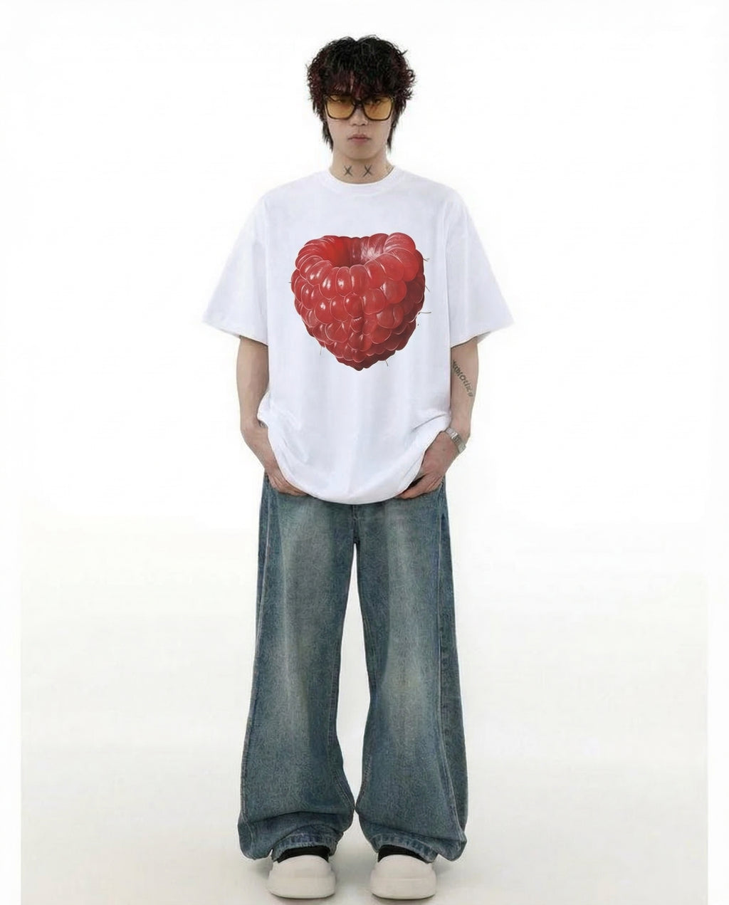 STAWBERRY CLUB TEE