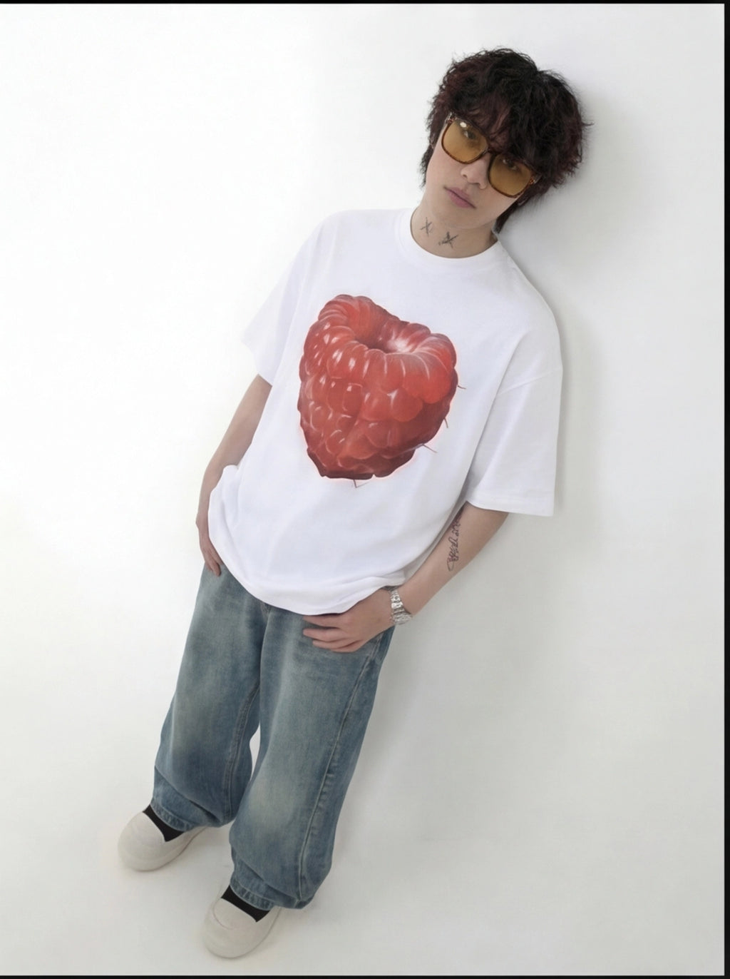 STAWBERRY CLUB TEE